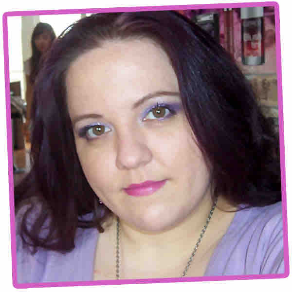 CATRICE Russian Violette 080 Ultimate Shine Gel Lip Colour Twinkler CATRICE Russian Violette 080 Ultimate Shine Gel Lip Colour Twinkler