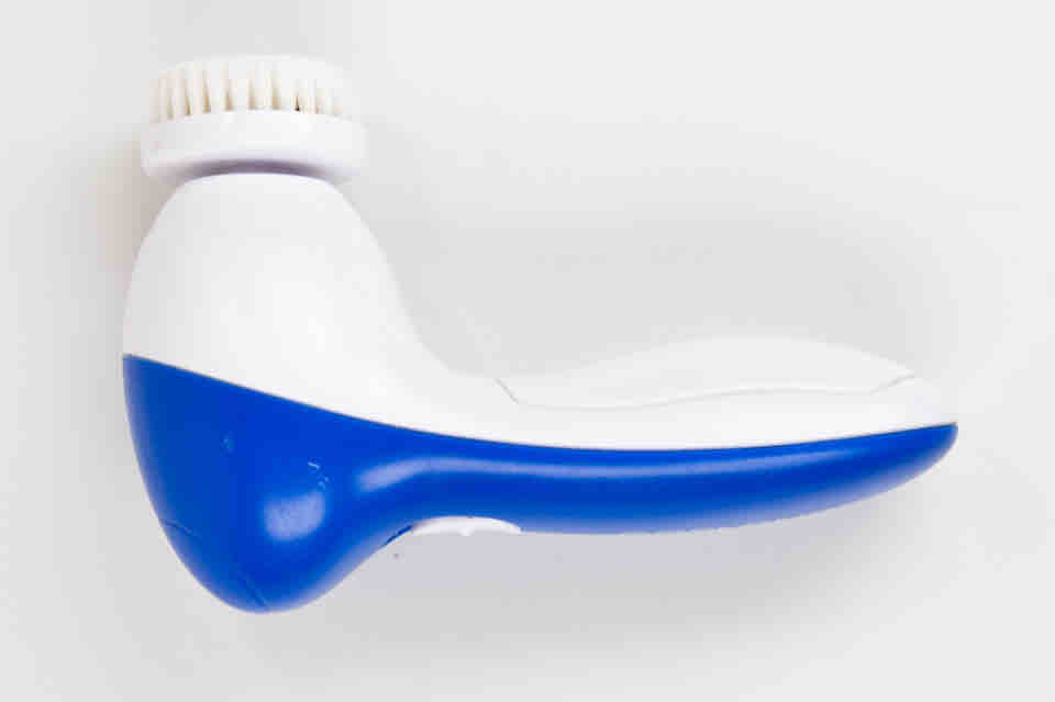 COSMENCE Perfect Brush Gesichts Peeling Buerste - Clarisonic Elle by Beurer - Vergleich - Review-2