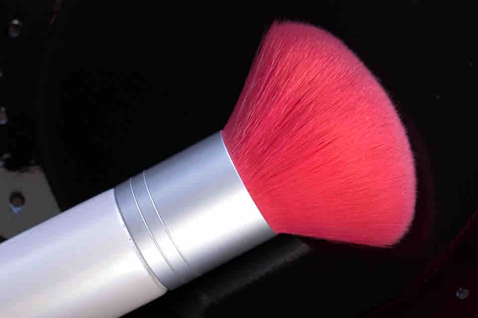Heart Bits | CLAIRE's Kabuki Beauty Brush PINK