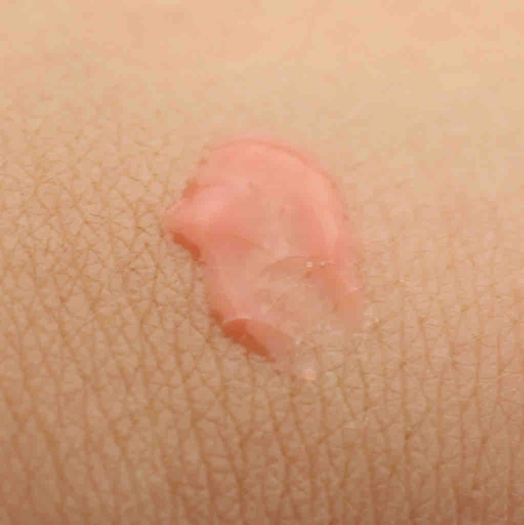 DIOR Rose Pretty 452 Addict Ultra-Gloss Glow (2) DIOR Rose Pretty 452 Addict Ultra-Gloss Glow (2)