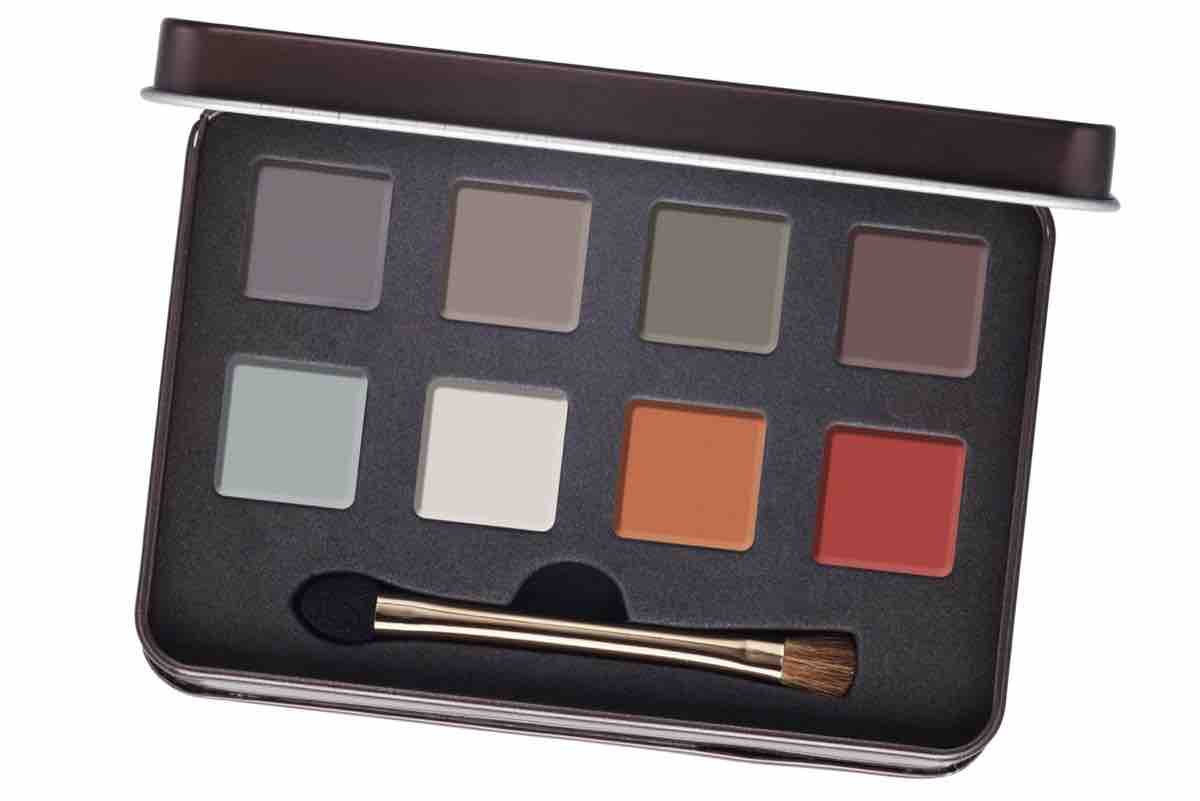 ESSENCE Legends of the Sky Eye Palette