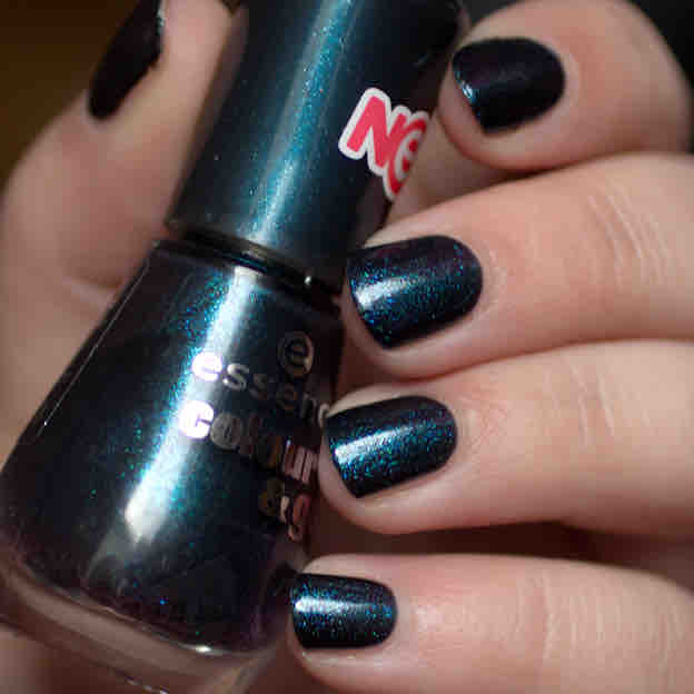 ESSENCE Miss Universe Color & Go Nail Polish (9)