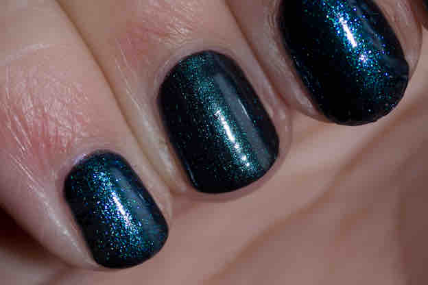 ESSENCE Miss Universe vs ESSIE Dive Bar Blitz