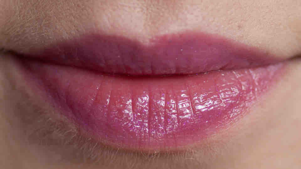 ESTEE LAUDER 'Rebellious' Violet Pure Color Gloss - Violet Underground (7) ESTEE LAUDER 'Rebellious' Violet Pure Color Gloss - Violet Underground (7)