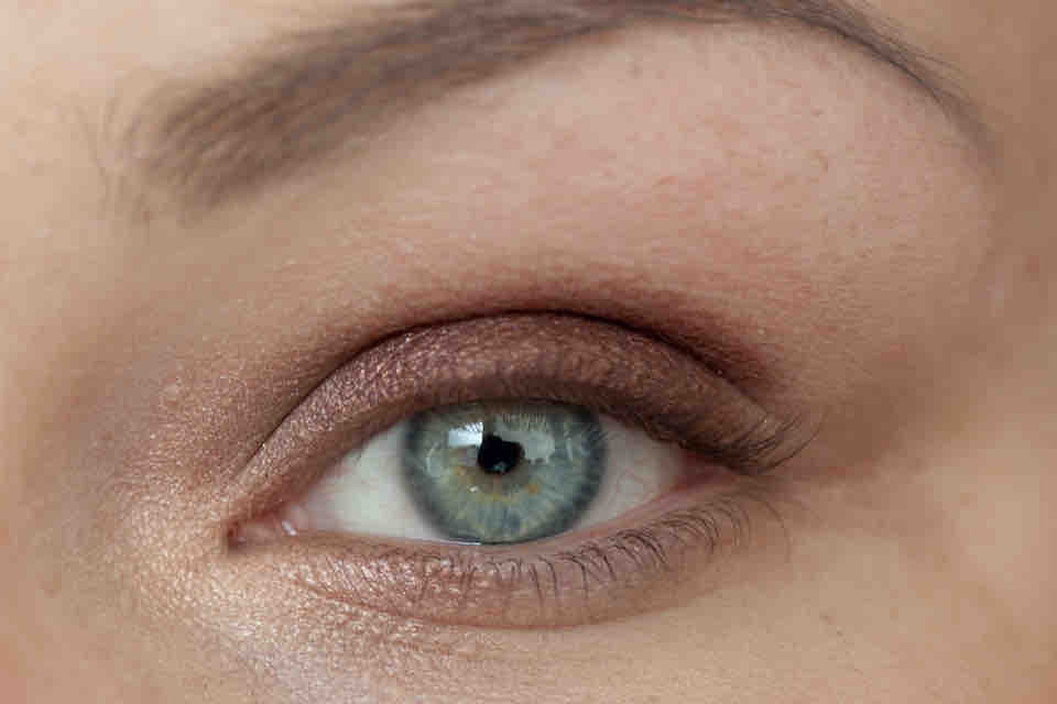ESTEE LAUDER Violet Underground Eyeshadow Palette Makeup - Braun auf das bewegliche Lid