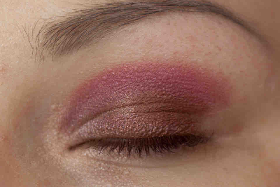 ESTEE LAUDER Violet Underground Eyeshadow Palette Makeup - Pink praezise oberhalb der Lidfalte ESTEE LAUDER Violet Underground Eyeshadow Palette Makeup - Pink praezise oberhalb der Lidfalte