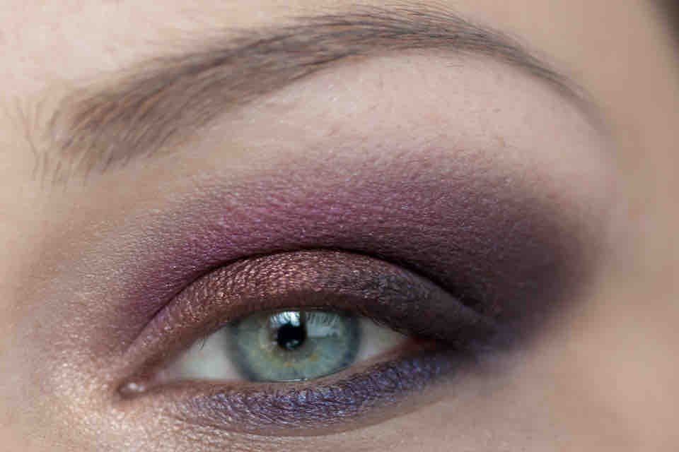 ESTEE LAUDER Violet Underground Eyeshadow Palette Makeup - mit Schwarz Tiefe schaffen