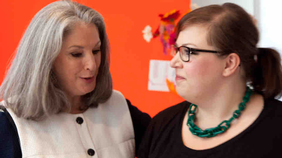 Essie Weingarten Magi Magimania Nagellack Meet Greet