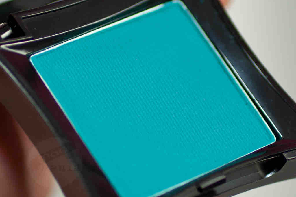 ILLAMASQUA 'Burst' Eyeshadow - Human Fundamentalism ILLAMASQUA 'Burst' Eyeshadow - Human Fundamentalism