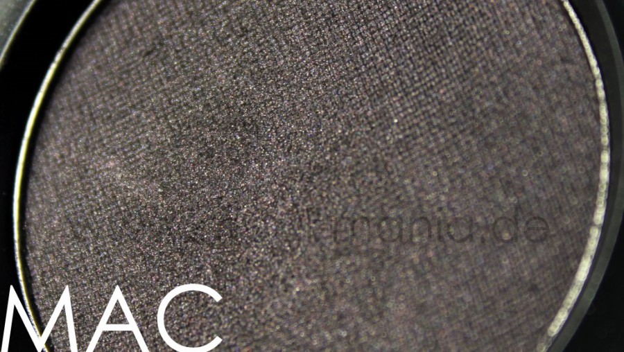 MAC 'Unflappable' Mega Metal Shadow