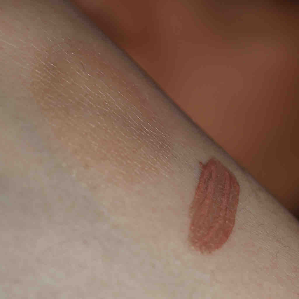 KIKO 'Coral Shimmer' Ray of Light Highlighter Pen 02 (12) KIKO 'Coral Shimmer' Ray of Light Highlighter Pen 02 (12)