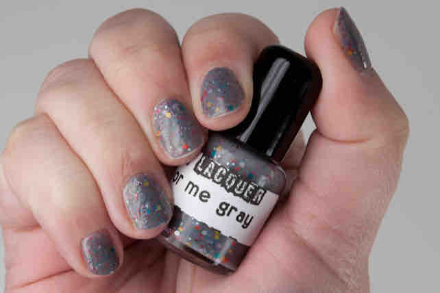 LUSH LACQUER Color me Grey
