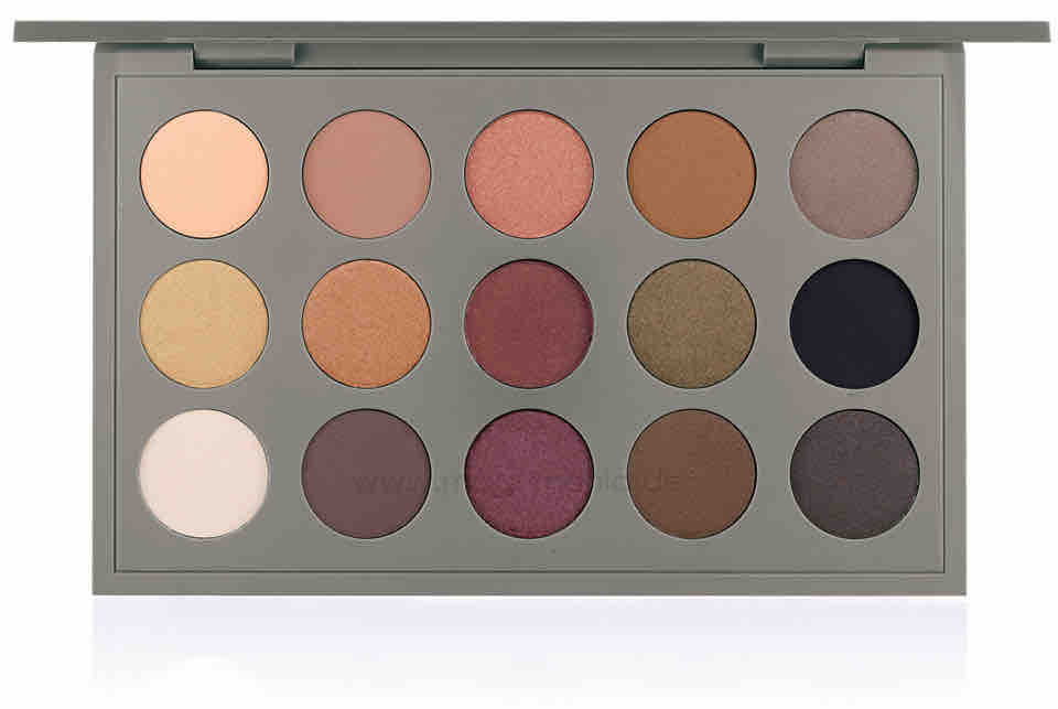 MAC Brooke Shields Gravitas Eyeshadow Palette Collection 2014 MAGIMANIA