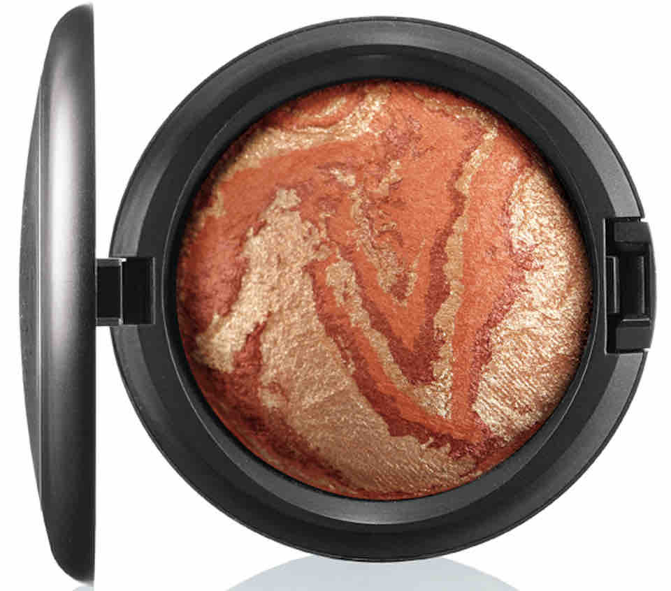 MAC Center of the Universe Mineralize Skinfinish - Heavenly Creatures