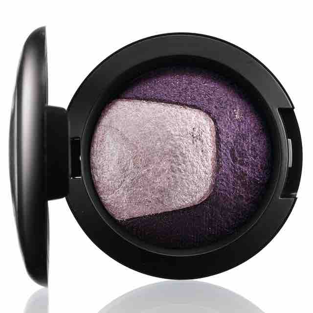 MAC Divine Night Mineralize Eyeshadow Past Midnight MAC Divine Night Mineralize Eyeshadow Past Midnight