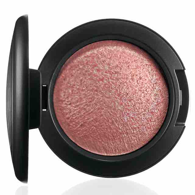 MAC Divine Night Mineralized Blush Talk of the Town MAC Divine Night Mineralized Blush Talk of the Town