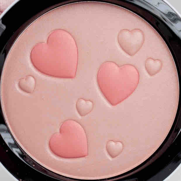 MAC Flatter Me Pearlmatte Face Powder - Archies Girls