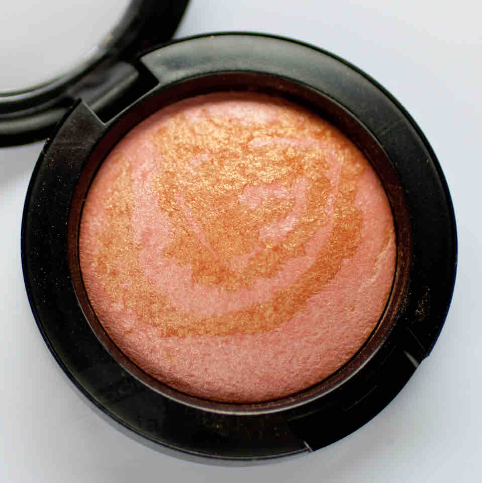 MAC'Solar Ray' Mineralize Blush - Heavenly Creature - Tageslicht