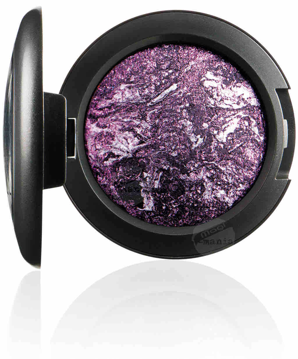 MAC Young Punk Mineralize Eyeshadow 2012 MAC Young Punk Mineralize Eyeshadow 2012