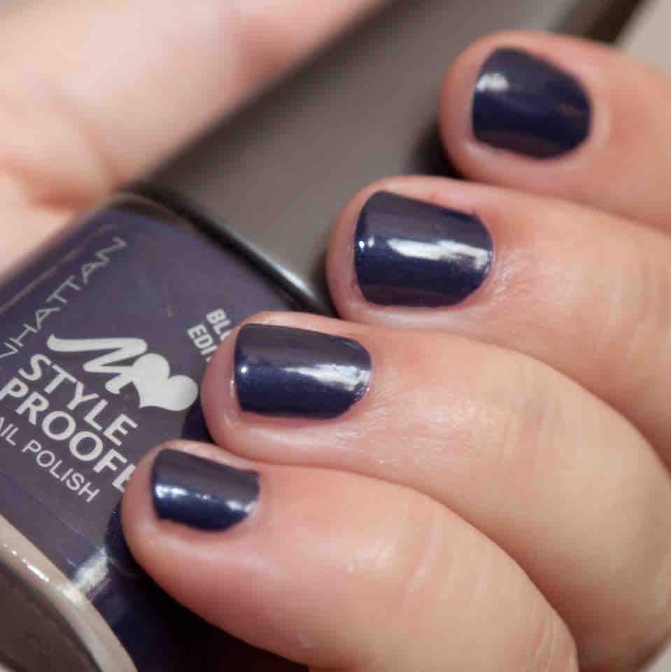 MANHATTAN 01S Acai Power Berry Blogger Edition Nail Polish - Flash MANHATTAN 01S Acai Power Berry Blogger Edition Nail Polish - Flash