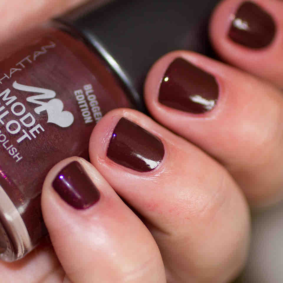 MANHATTAN 02M St. Honore Blogger Edition Nail Polish (6) MANHATTAN 02M St. Honore Blogger Edition Nail Polish (6)