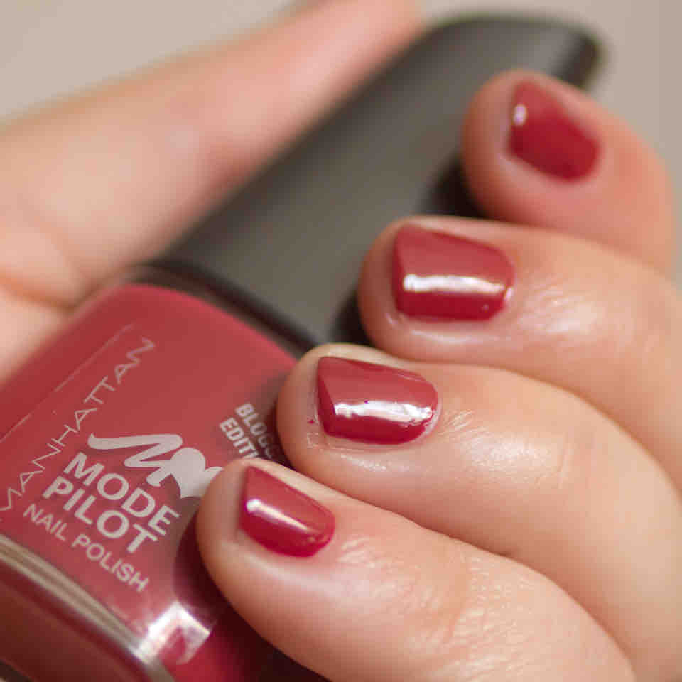 MANHATTAN 04M St. Germain Blogger Edition Nail Polish - Light MANHATTAN 04M St. Germain Blogger Edition Nail Polish - Light