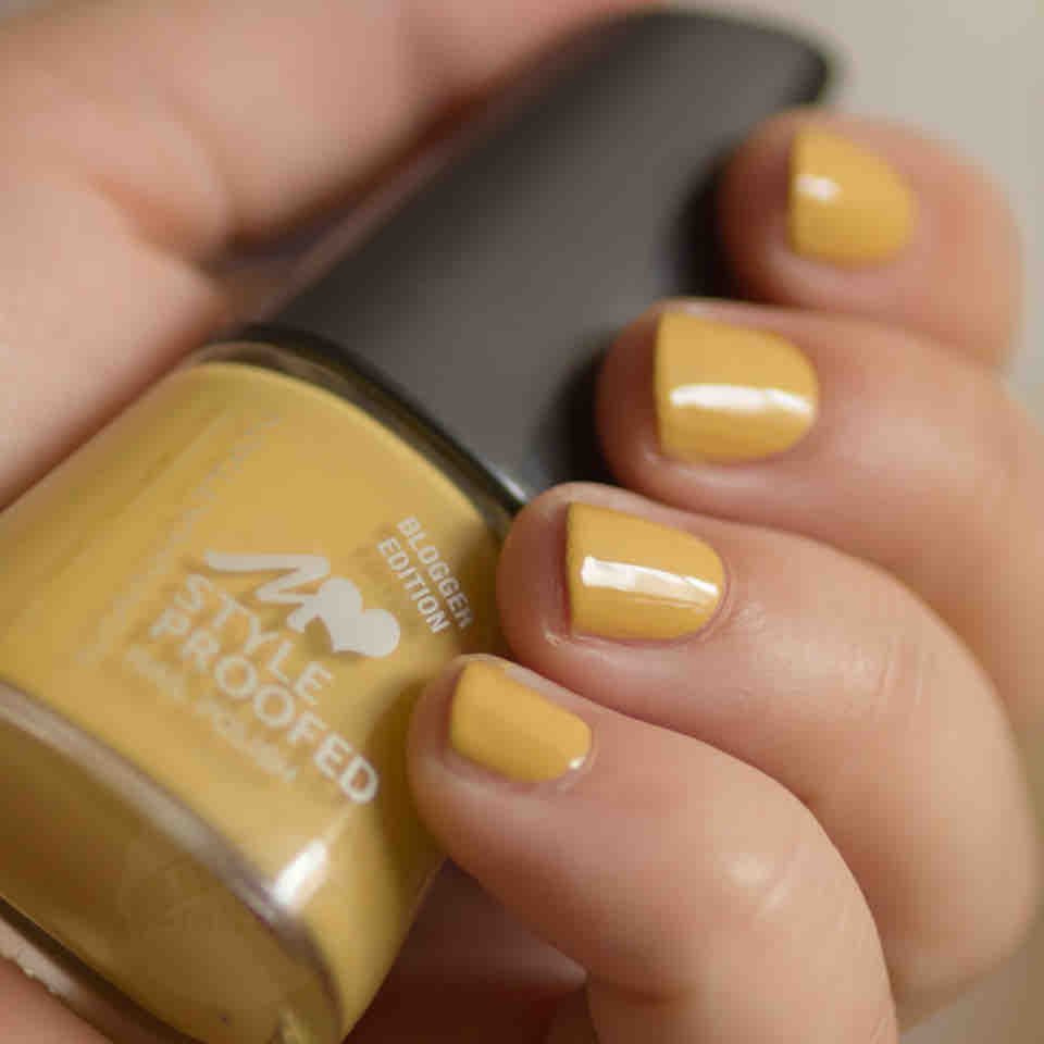 MANHATTAN 05S Mashed Potatoes Blogger Edition Nail Polish (43) MANHATTAN 05S Mashed Potatoes Blogger Edition Nail Polish (43)