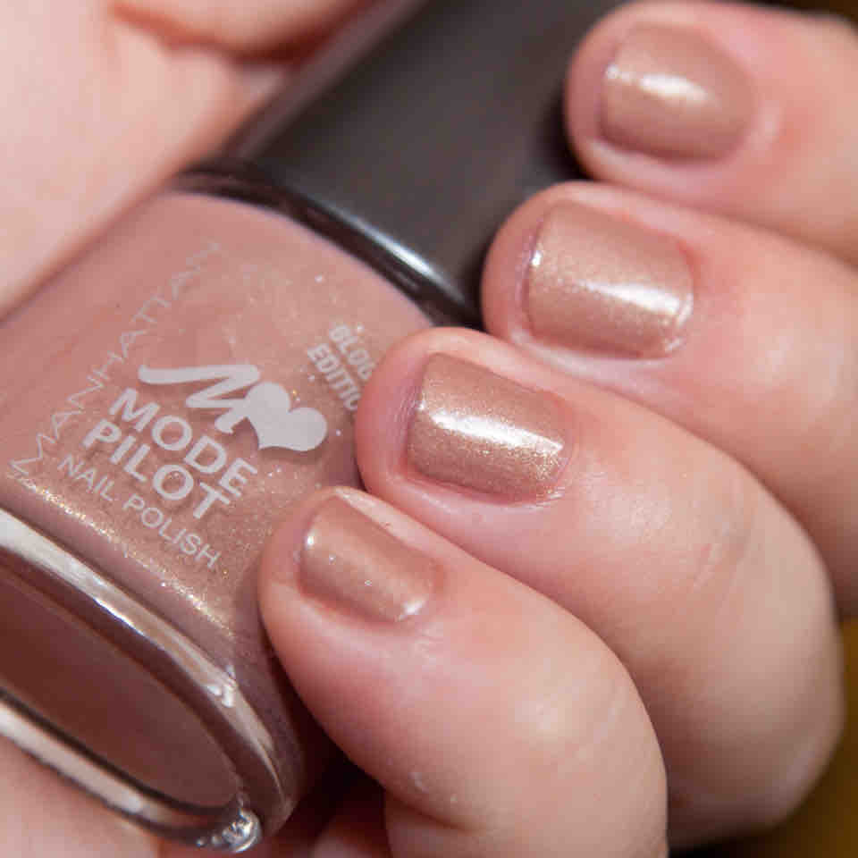 MANHATTAN 09M Roppongi Blogger Edition Nail Polish - Flash MANHATTAN 09M Roppongi Blogger Edition Nail Polish - Flash