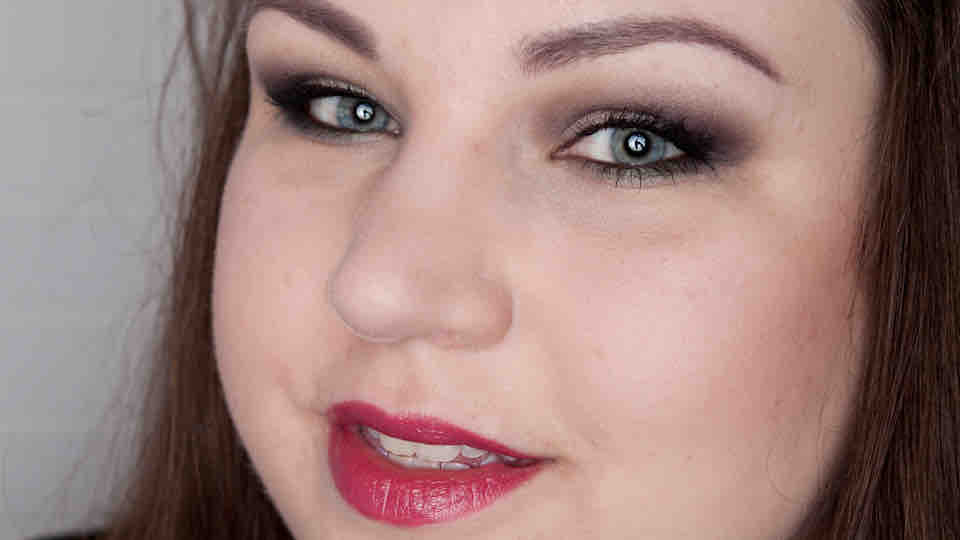 MAYBELLINE Jade Super Stay 24h Waterproof Powder CloseUp
