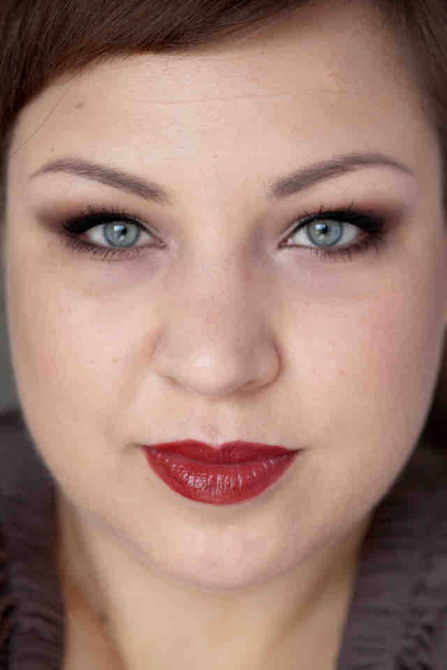 MISSLYN Brit Chic Makeup