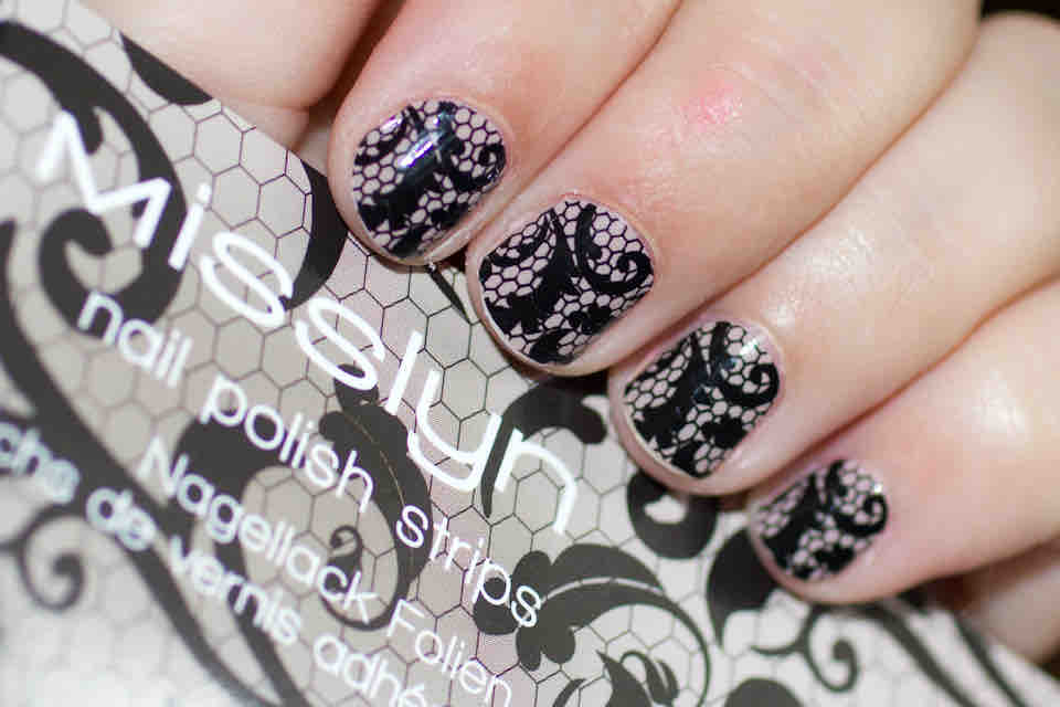 MISSLYN Nail Polish Strips - 40 Burlesque