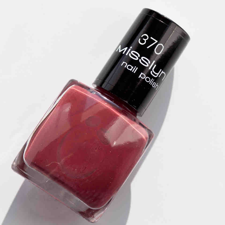 MISSLYN Save the Queen Nail Polish - Brit Chic MISSLYN Save the Queen Nail Polish - Brit Chic