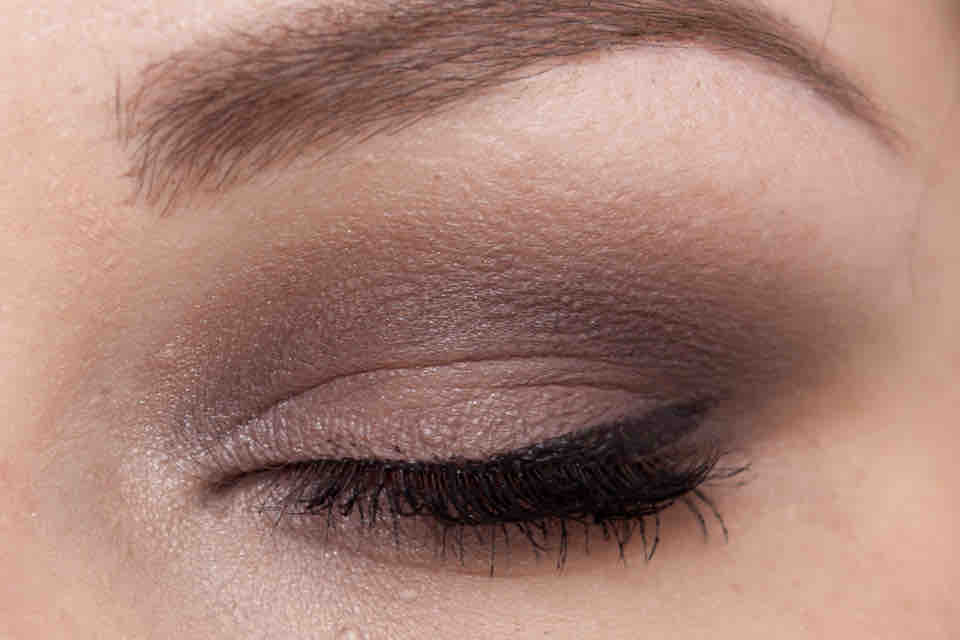 Passfoto Makeup GUERLAIN LEs Fumes 4 Ecrin Couleurs Passfoto Makeup GUERLAIN LEs Fumes 4 Ecrin Couleurs