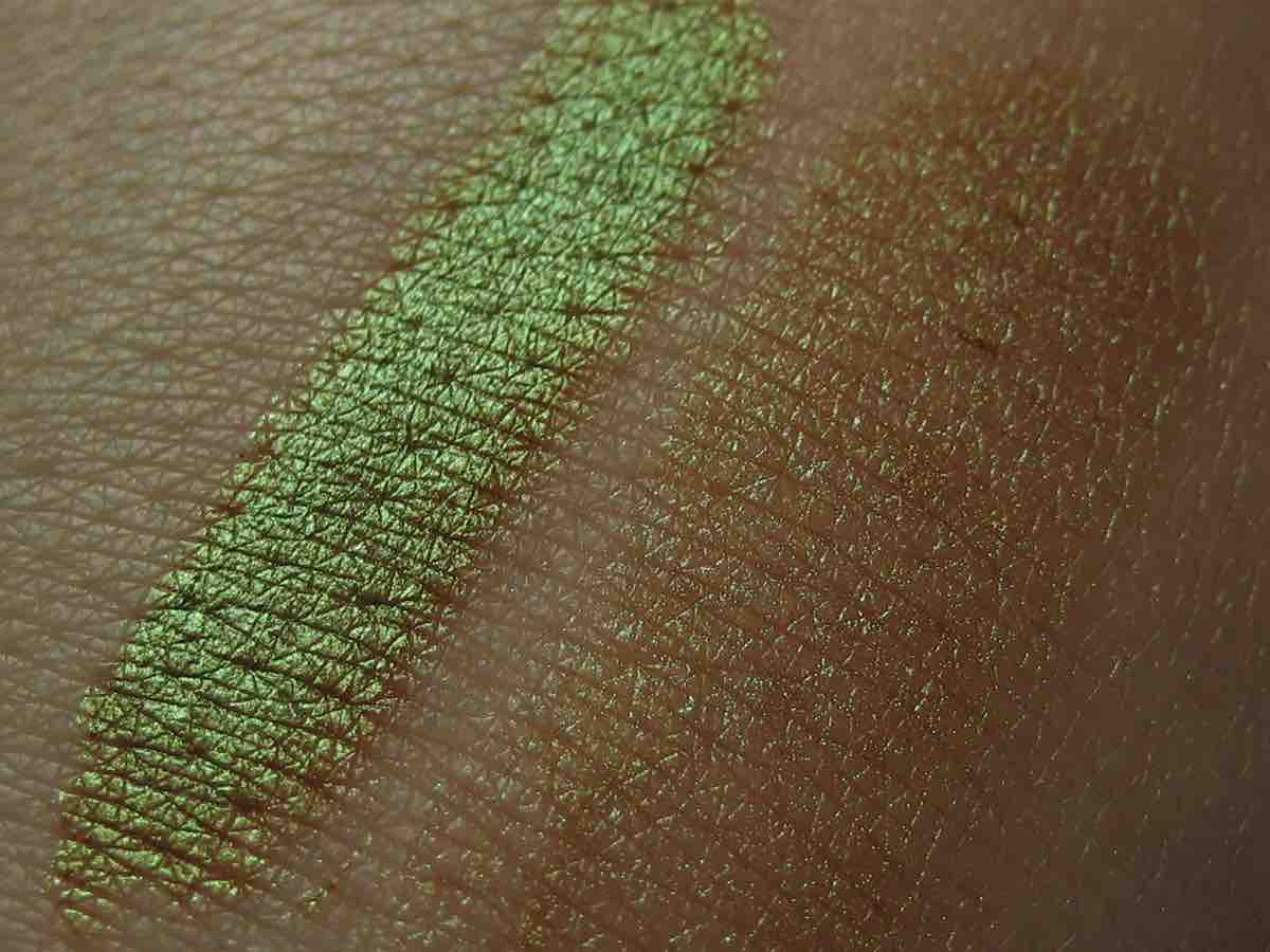 Pure Luxe_Straw_Swatch