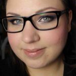 Purple Makeup Catrice Sitting on a Vulcano Captain of the Black Pearl Violent Violet Mirror (2)