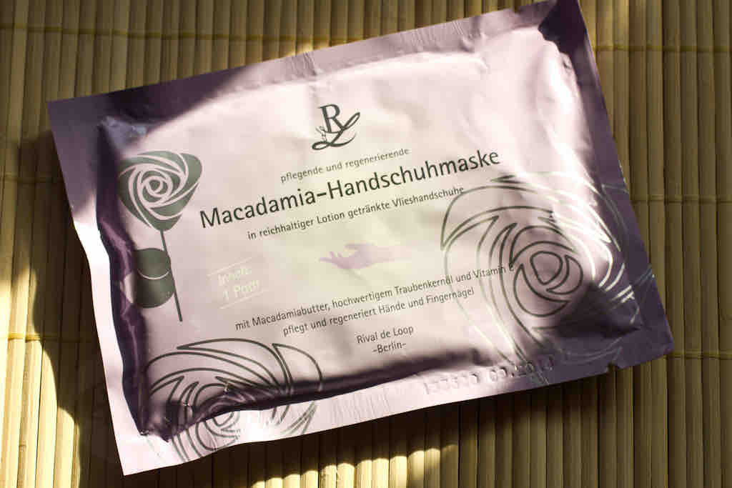 RIVAL DE LOOP Macadamia-Handschuhmaske