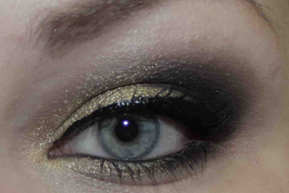 SHISEIDO Cream Eyeshadow Makeup SHISEIDO Cream Eyeshadow Makeup