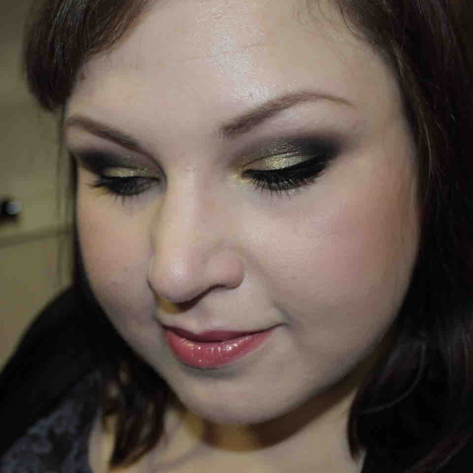 SHISEIDO Smokey Eyes
