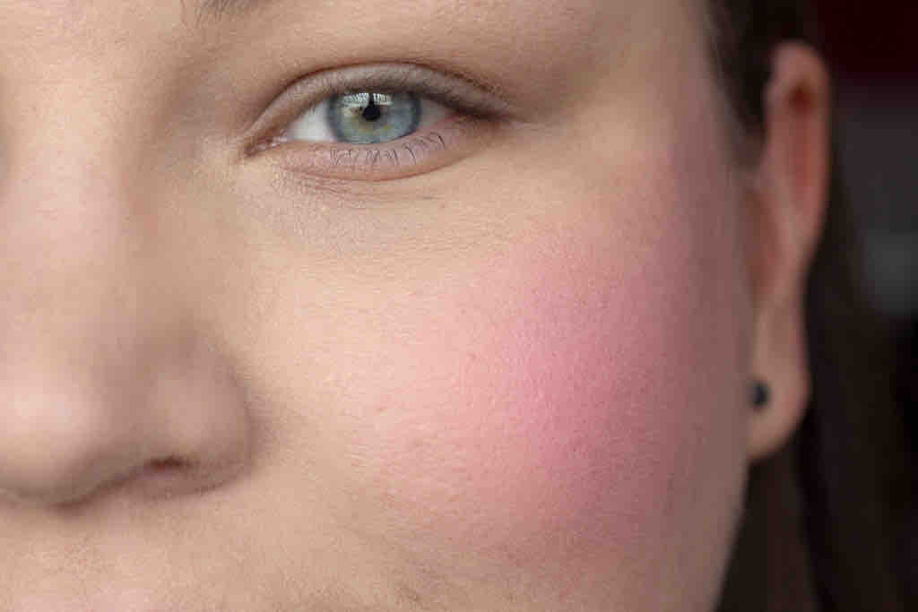 STILA 'Self-adjusting Pink' Blush