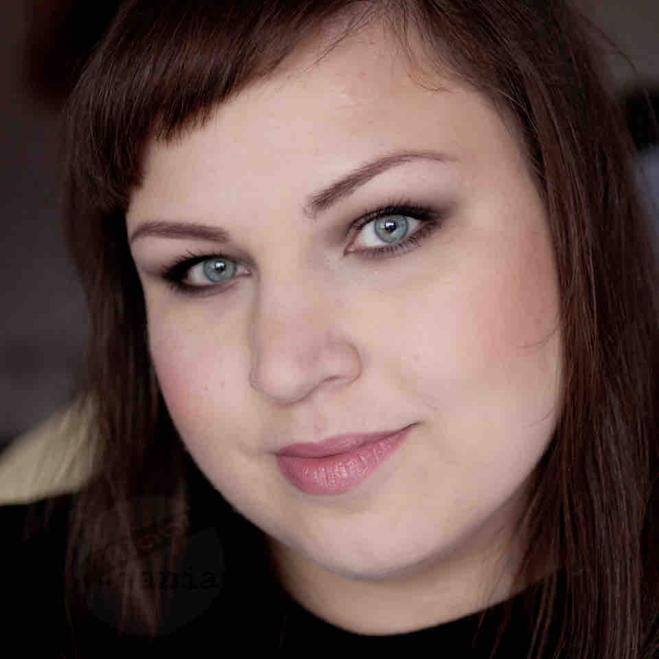 Shades of Taupe - ein Lidschatten - 5 Looks - Donnerstag