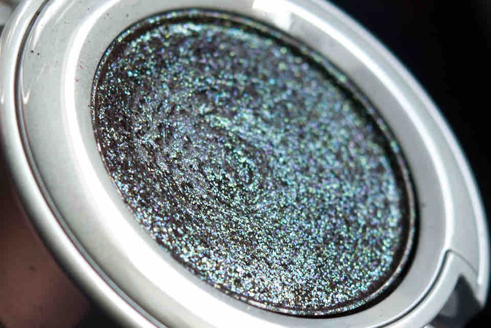 URBAN DECAY Zodiac Moondust Eyeshadow Glitter Duochrome Swatch Review