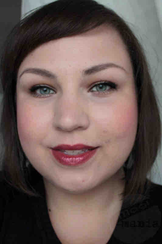 USLU Airlines PMF PARMA G.VERDI Lipstick Glitter Red (18)