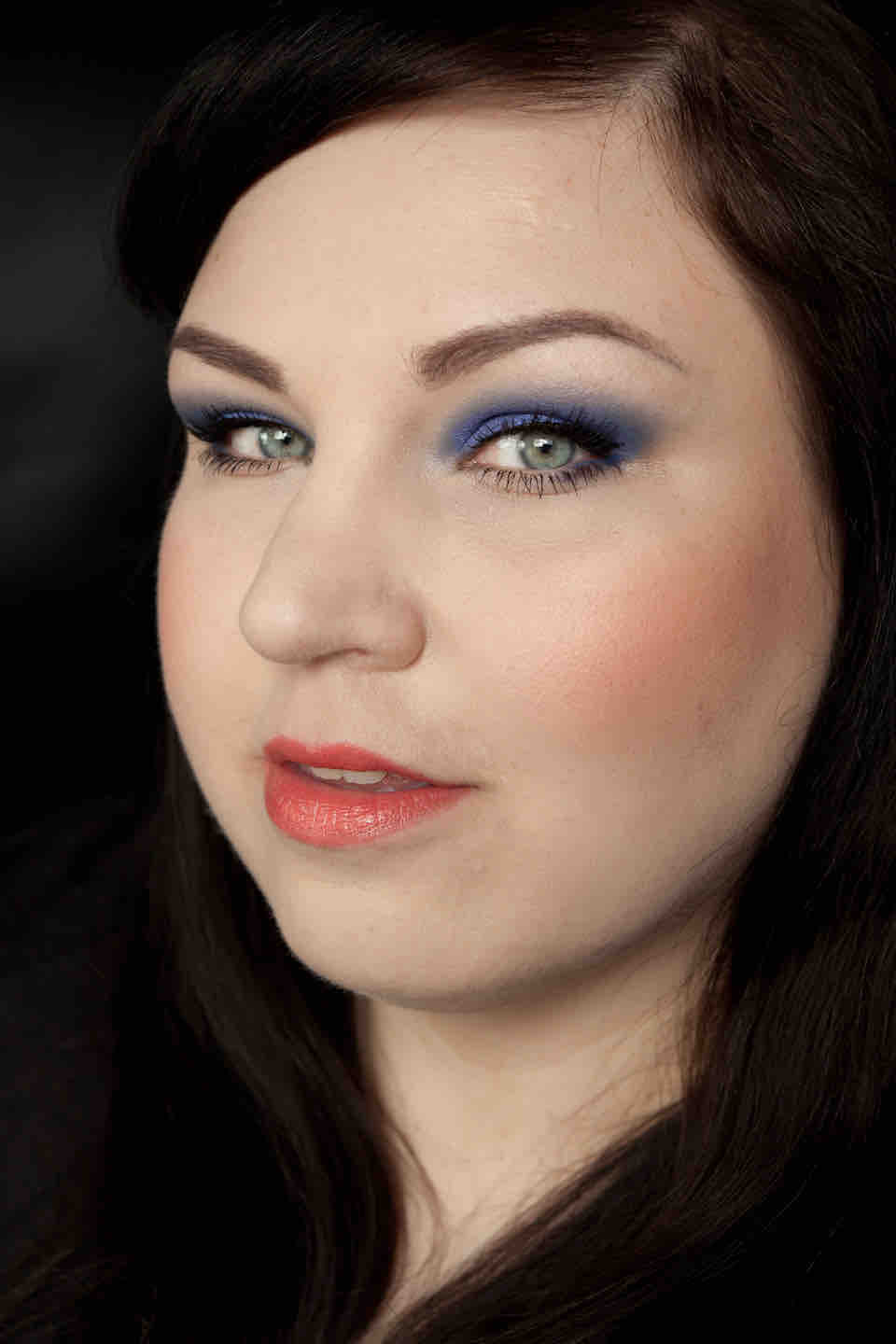 Violet Coral Makeup Kiko Blau MAC Estee Lauder Visual