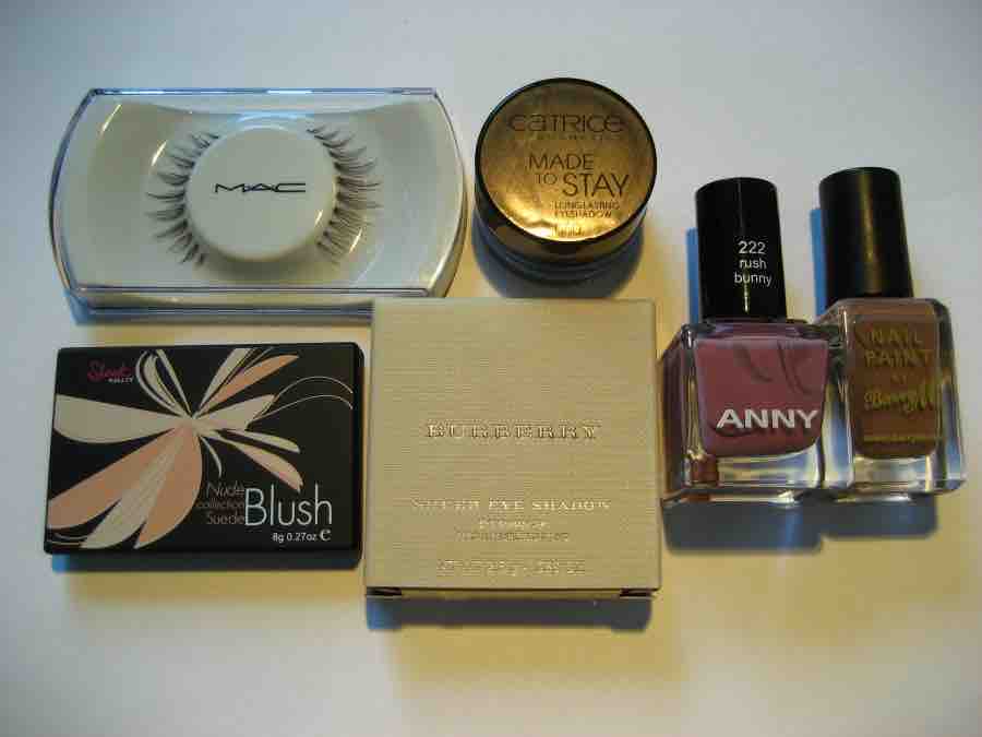 Zugaenge_September_Mac Lashes_Sleek Nude Sude_Burberry Pale Rose_Anny Rush Bunny_Barry B Mushroom
