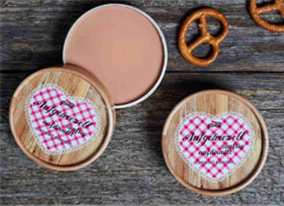 p2 Aufgebrezelt Compact Powder p2 Aufgebrezelt Compact Powder