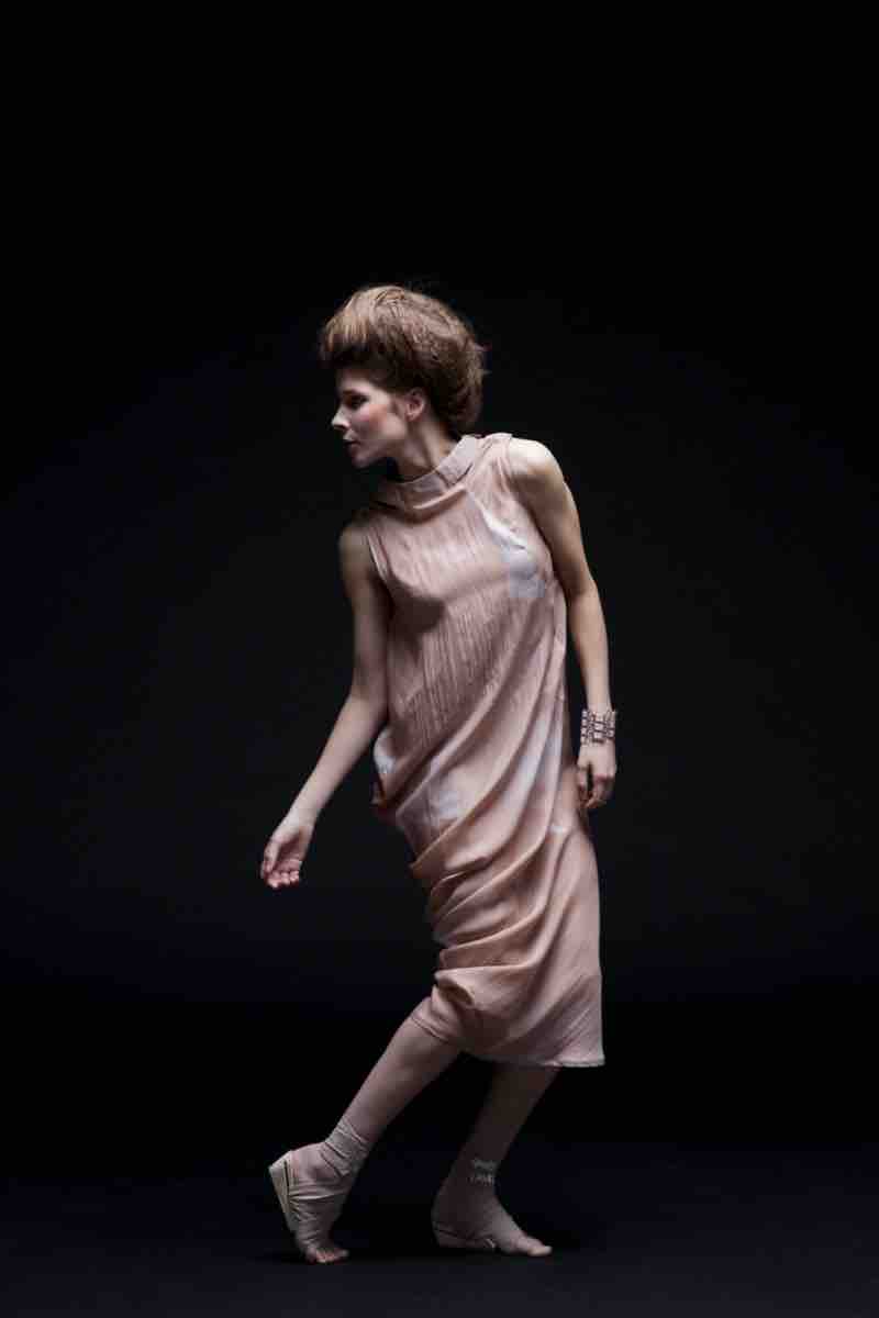 der fruchtbare Augenblick - Diplomkollektion von Verena Kempaß (1) der fruchtbare Augenblick - Diplomkollektion von Verena Kempaß (1)